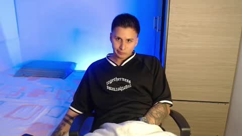 VALENTINO online show from 02/01/26, 10:52