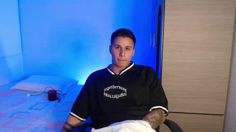 VALENTINO online show from 03/14/26, 08:36