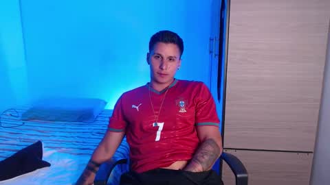 VALENTINO online show from 03/24/26, 11:43