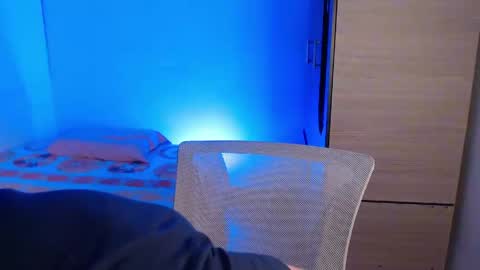 VALENTINO online show from 04/13/26, 12:27