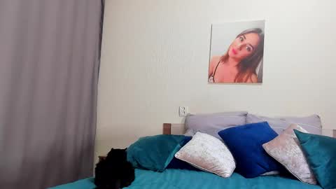 Kate online show from 11/07/25, 02:22