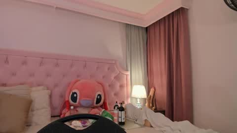 Vale Toro  online show from 02/14/25, 11:53