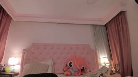 Snapshot of valentoro1 chatting on 02/09/26, 11:25 Vale Toro online show from 02/09/26, 11:25