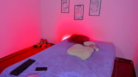 valeri_10 online show from 10/03/25, 02:41