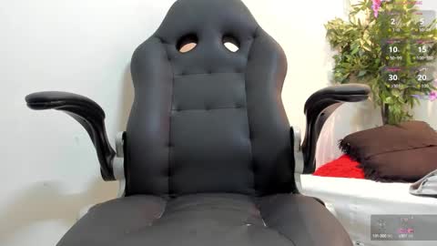 valeri_tafur online show from 11/04/25, 10:58