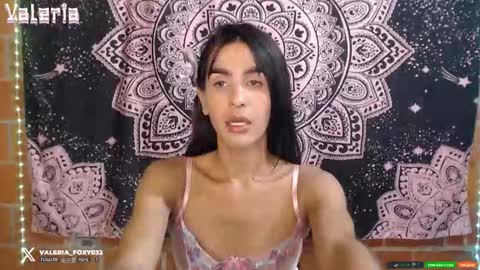 valeria online show from 09/28/25, 04:51