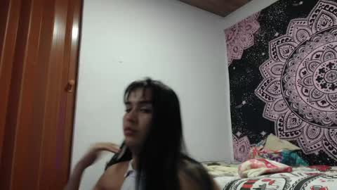 Snapshot of valeria032 chatting on 05/04/26, 04:08 valeria online show from 05/04/26, 04:08