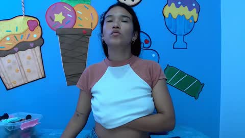 Snapshot of valeria18sexy chatting on 09/12/25, 02:55 valeria online show from 09/12/25, 02:55