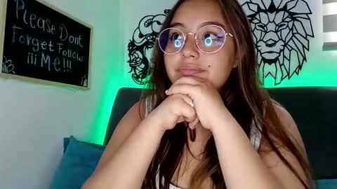 valeria online show from 10/11/25, 02:15