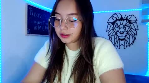 valeria online show from 11/07/25, 01:38