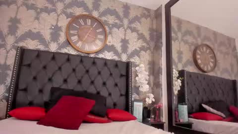 valeria_collin online show from 12/16/25, 05:51