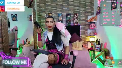 Snapshot of valeria_dior_ chatting on 10/03/25, 04:04 ...VALERIA DIR... online show from 10/03/25, 04:04