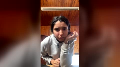 valeria_feroz online show from 05/20/26, 01:50