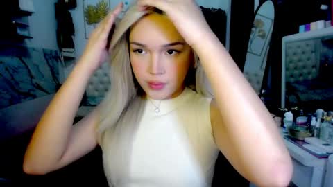 Snapshot of valeria_nikia chatting on 05/11/26, 11:38 VALERIA online show from 05/11/26, 11:38