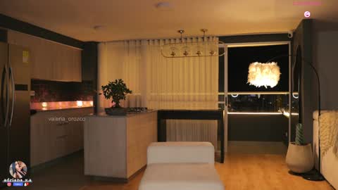 valeria_orozco online show from 12/05/24, 02:42