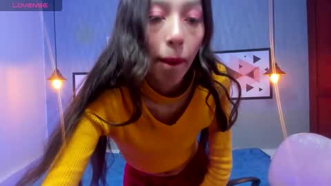 Valeria online show from 10/09/25, 02:37