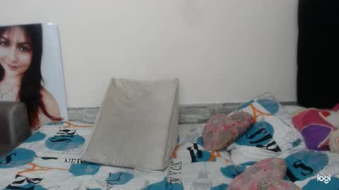 Snapshot of valeria_sweet91 chatting on 12/03/24, 05:20 valeria online show from 12/03/24, 05:20