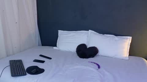 Snapshot of valeriaa_cruz chatting on 06/05/26, 12:17 valeriaa cruz online show from 06/05/26, 12:17