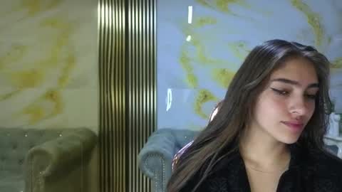valeriaa_s online show from 05/20/26, 01:39