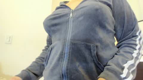 Valeria online show from 01/17/25, 11:17