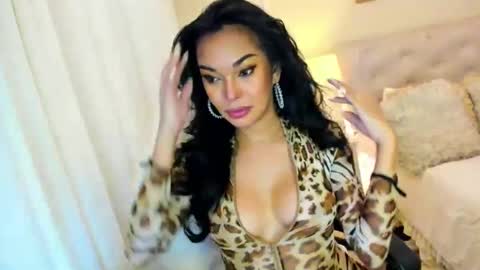 Snapshot of valeriadion chatting on 01/12/25, 01:21 Valeria online show from 01/12/25, 01:21