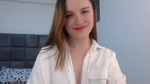 Snapshot of valeriafrannco chatting on 02/09/25, 06:33 valeriafrannco online show from 02/09/25, 06:33