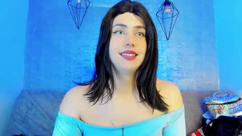valeriagill_ online show from 03/05/26, 11:01