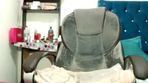 ValeriaHotye online show from 10/10/25, 06:51