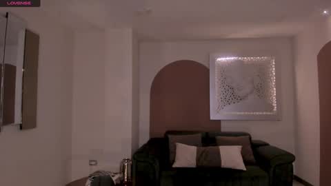 Snapshot of valeriariverax chatting on 12/04/24, 03:37 Valeria online show from 12/04/24, 03:37