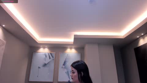 Snapshot of valeriariverax chatting on 01/12/25, 03:39 Valeria online show from 01/12/25, 03:39