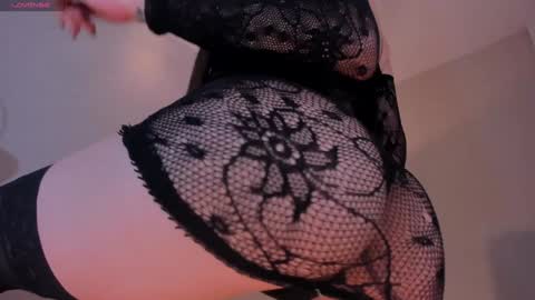 Snapshot of valeriariverax chatting on 01/15/25, 06:43 Valeria online show from 01/15/25, 06:43