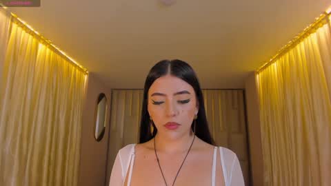 Snapshot of valeriariverax chatting on 02/06/25, 03:37 Valeria online show from 02/06/25, 03:37