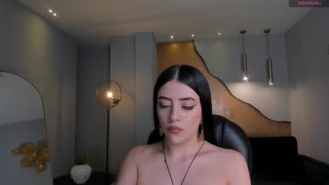 Snapshot of valeriariverax chatting on 03/06/25, 03:46 Valeria online show from 03/06/25, 03:46