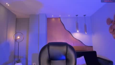 Snapshot of valeriariverax chatting on 03/11/25, 03:48 Valeria online show from 03/11/25, 03:48
