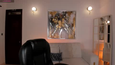 Valeria online show from 12/16/25, 03:44