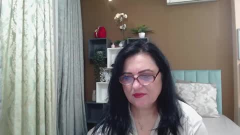 valeriasmiths online show from 05/16/26, 05:59