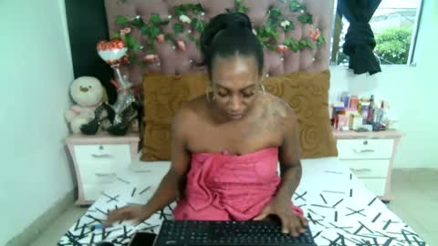 La valerie26 online show from 09/18/25, 10:34