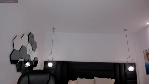 Vale  online show from 11/19/25, 12:05