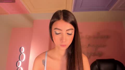 Snapshot of valeriavelvet chatting on 02/13/26, 11:28 Vale online show from 02/13/26, 11:28