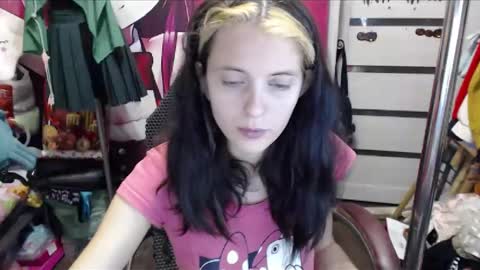 ValeriaXKiss online show from 12/16/25, 05:51