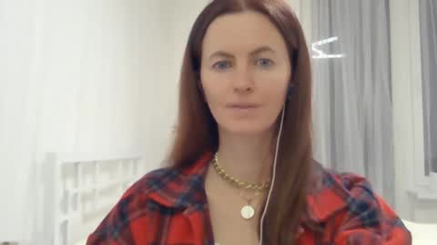 Snapshot of valerie_rose777 chatting on 12/01/24, 09:48 valerie_rose777 online show from 12/01/24, 09:48