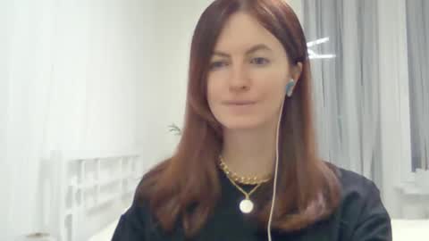Snapshot of valerie_rose777 chatting on 12/26/24, 03:53 valerie_rose777 online show from 12/26/24, 03:53