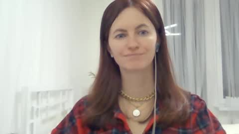 Snapshot of valerie_rose777 chatting on 12/26/24, 07:27 valerie_rose777 online show from 12/26/24, 07:27