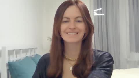 Snapshot of valerie_rose777 chatting on 01/10/25, 10:15 valerie_rose777 online show from 01/10/25, 10:15