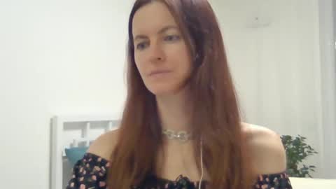 Snapshot of valerie_rose777 chatting on 03/01/25, 06:54 valerie_rose777 online show from 03/01/25, 06:54