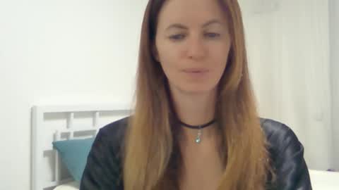 Snapshot of valerie_rose777 chatting on 10/20/25, 08:20 valerie_rose777 online show from 10/20/25, 08:20