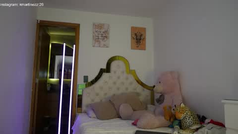 valeriecollinss_ online show from 03/07/26, 06:21