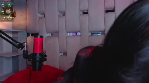 Valeria online show from 04/19/26, 02:16