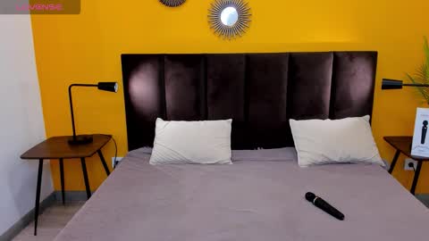 Hot  Valerie online show from 11/30/25, 01:31