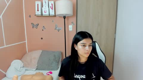 Juli C online show from 12/24/24, 08:16